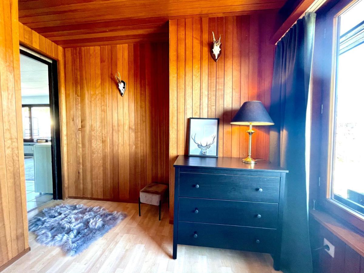 Gemuetliche Ferienwohnung Mit Kostenfreiem Pool Höchenschwand Exterior foto